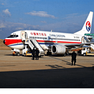 果洛玛沁机场托运航空快运业稳步发展的原因是什么？